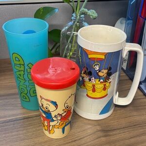 3 vintage Disney cups